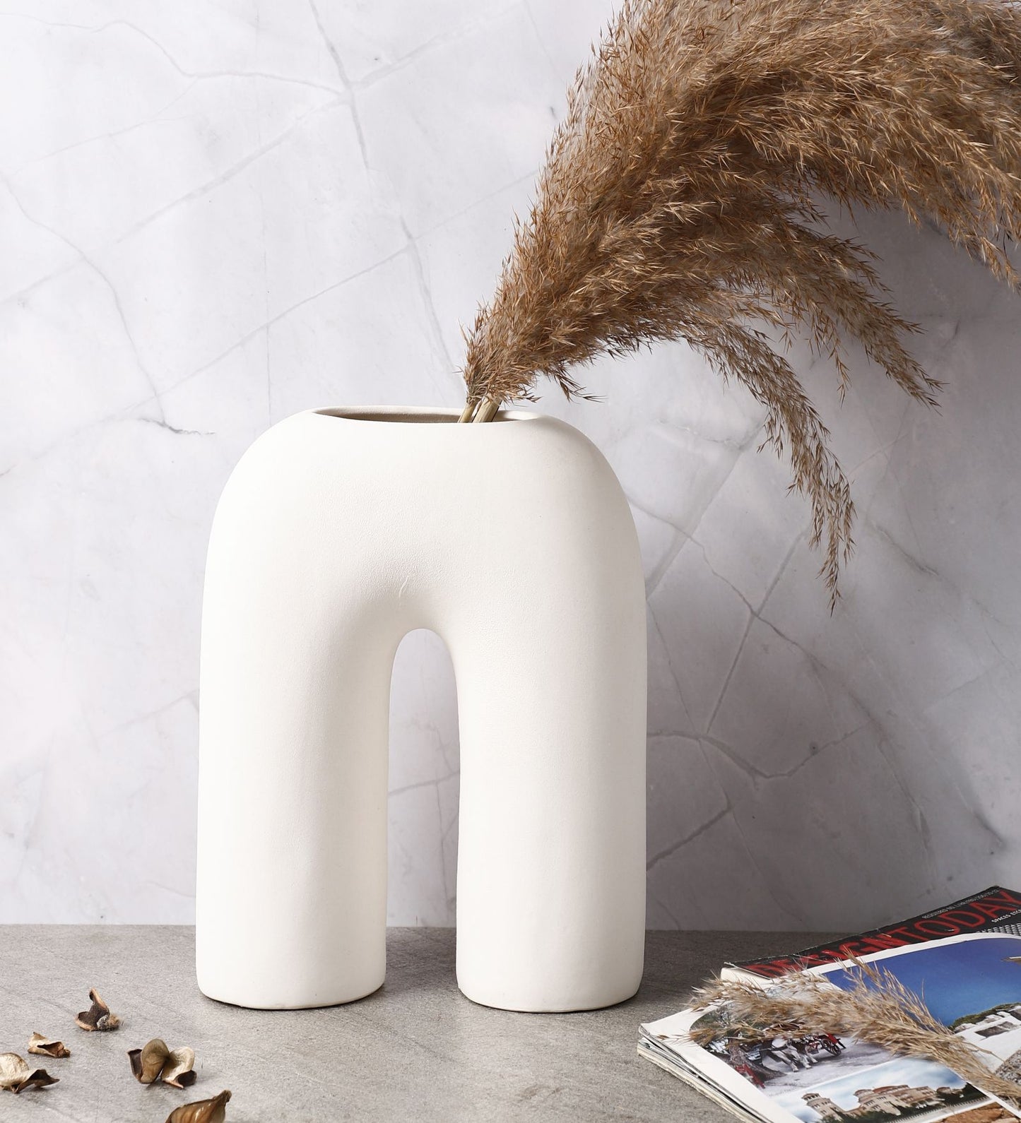 Nordic Arc Vase - White Matt