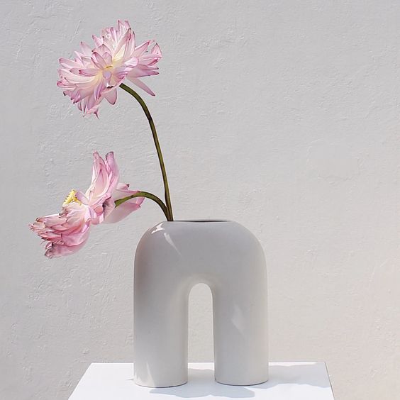 Nordic Arc Vase - White Matt