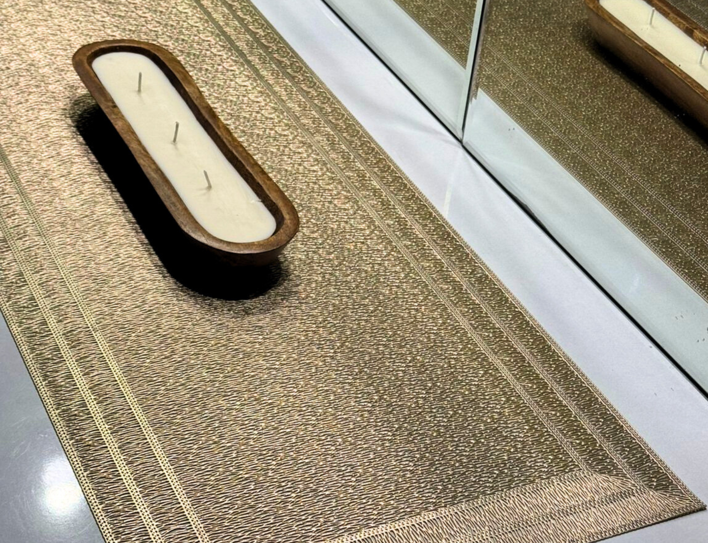 Table Glow Gift Box – Table Runner & Wooden Dough Bowl Candle