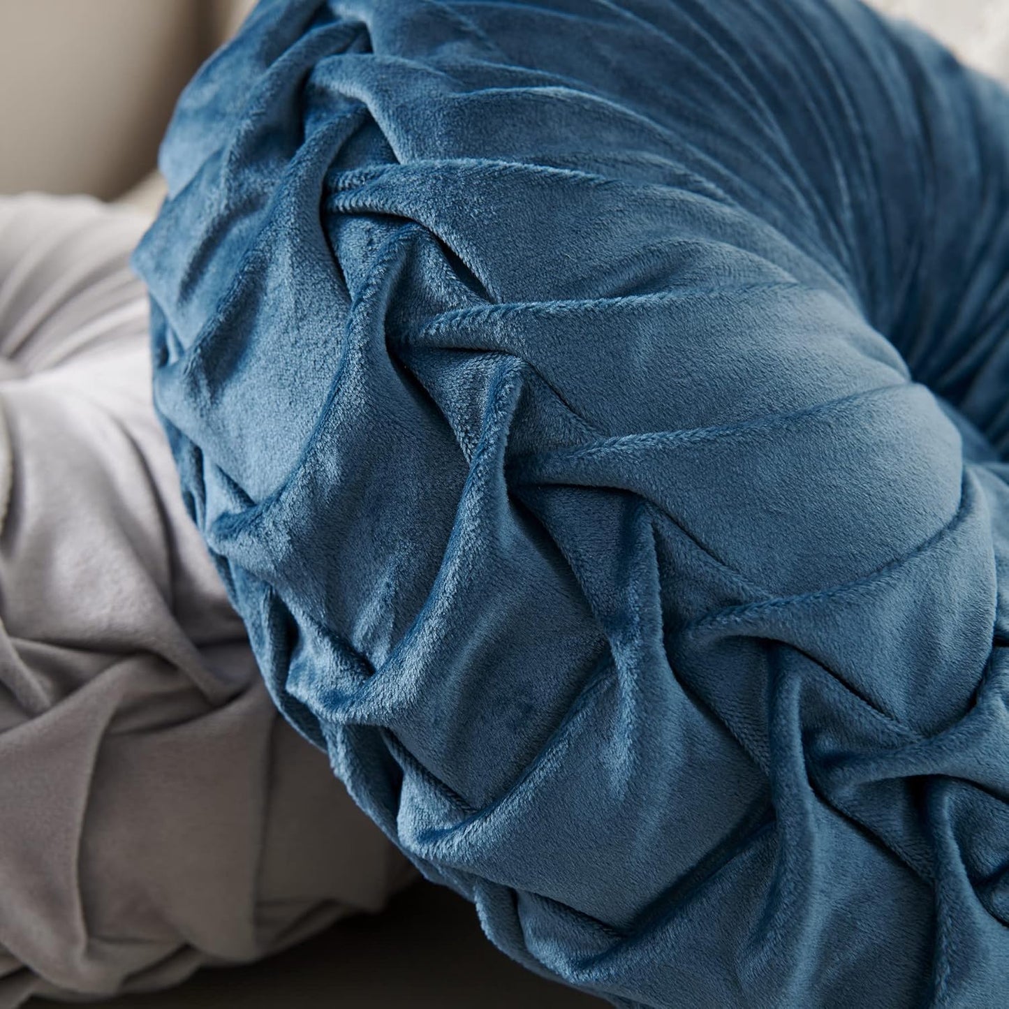 Round filled sofa cushion Velvet Home Decoration Pleated Round Pillow Cushion for Couch Chair Bed (Teal)